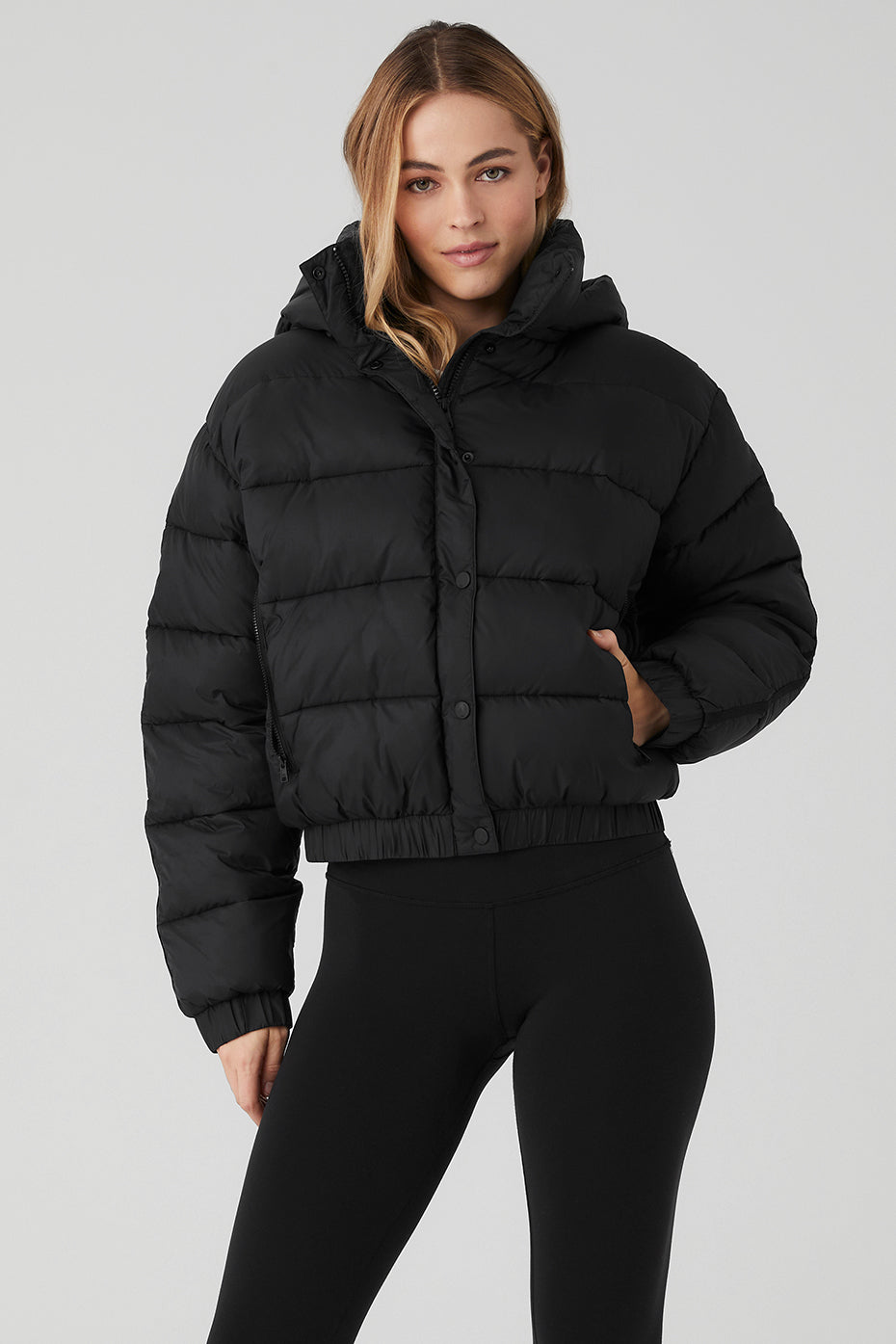 Black Women's Alo Yoga Aspen Love Puffer Jackets | XWC-621340