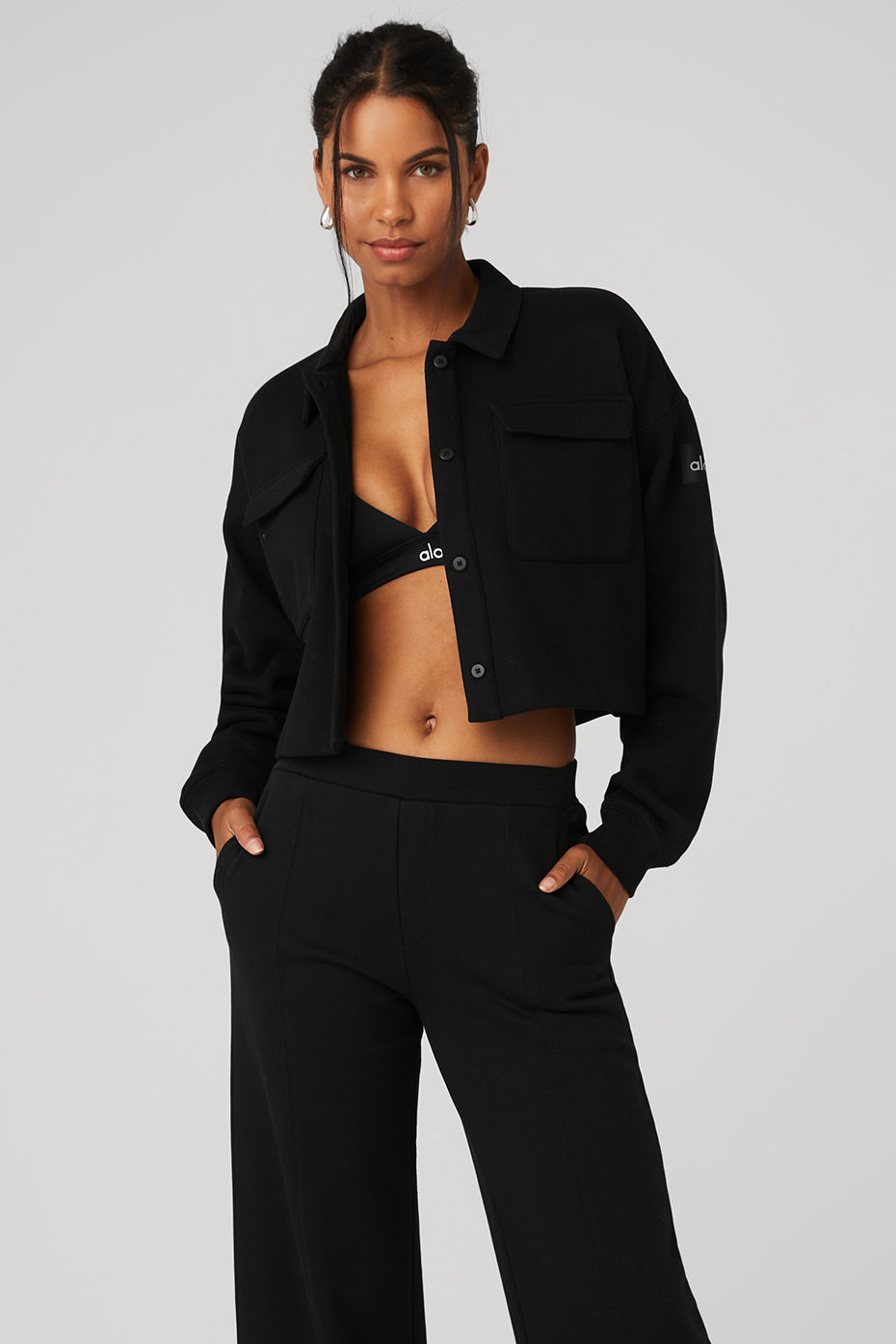 Black Women's Alo Yoga Renown Cropped Button-Up Pullover Long Sleeve | GVB-241598