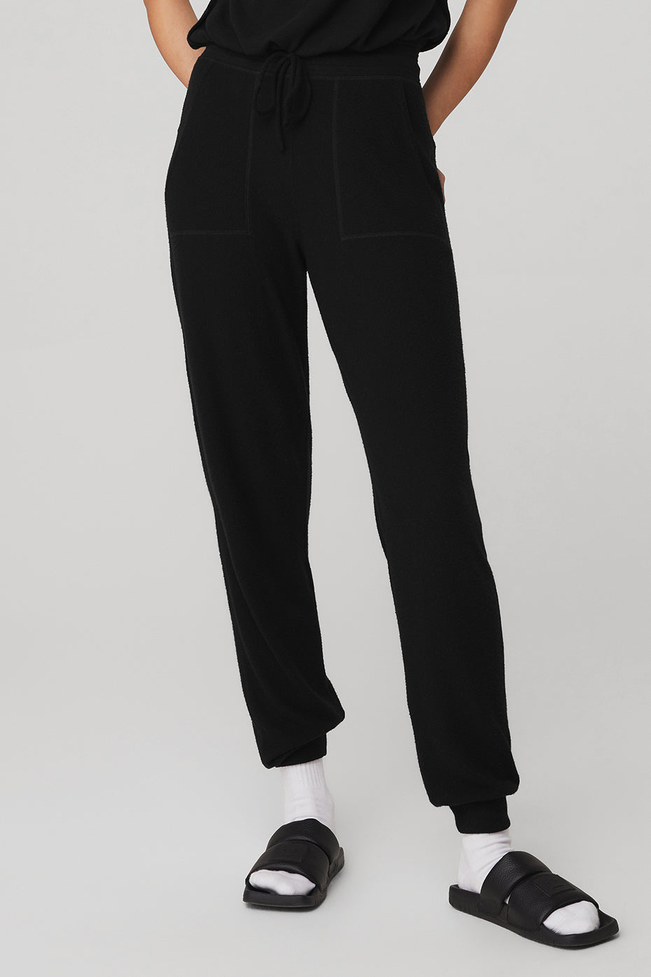 Black Women's Alo Yoga Soho Sweatpants | WLO-379486