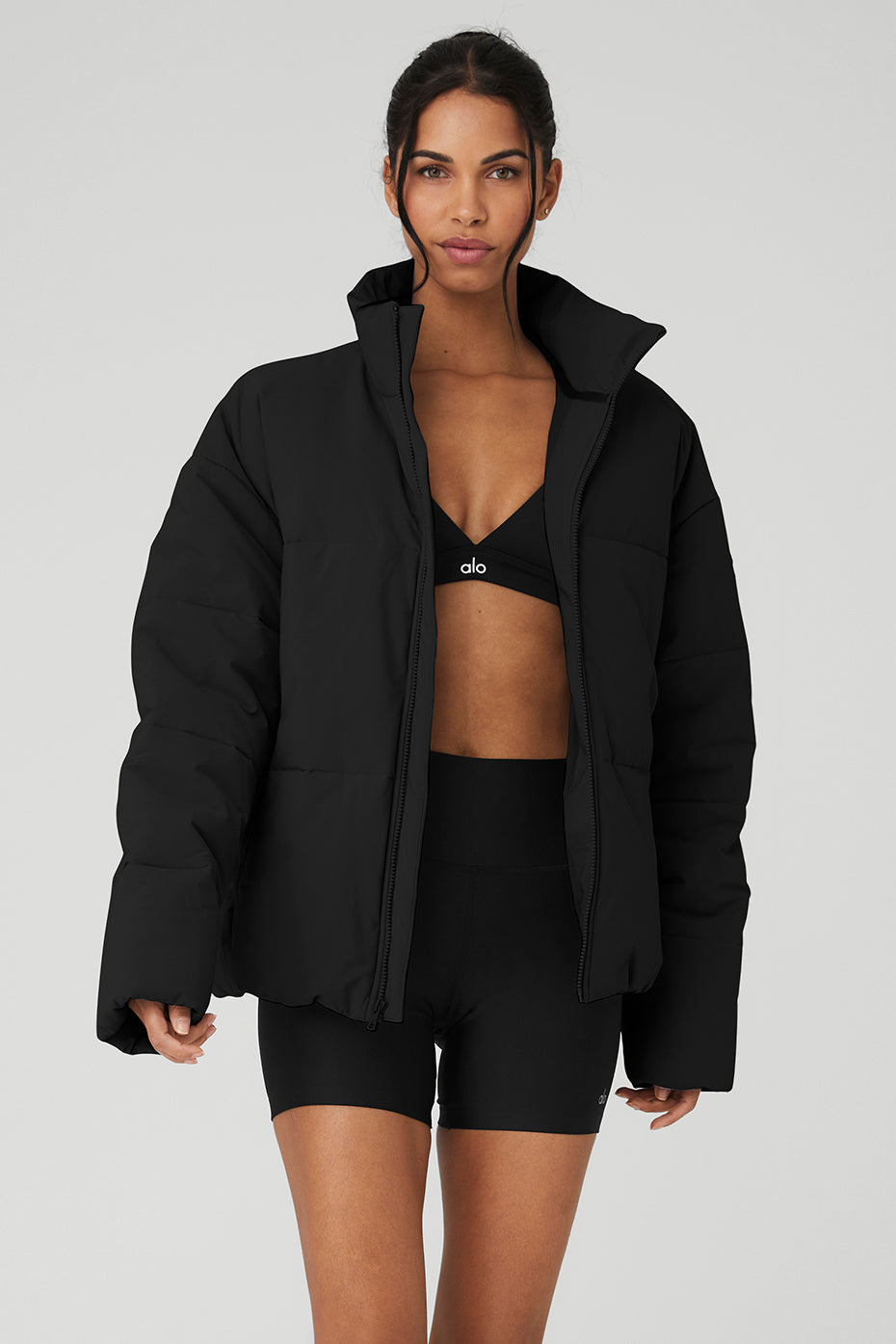 Black Women's Alo Yoga Stretch Woven Street Puffer Jackets | RQO-985123