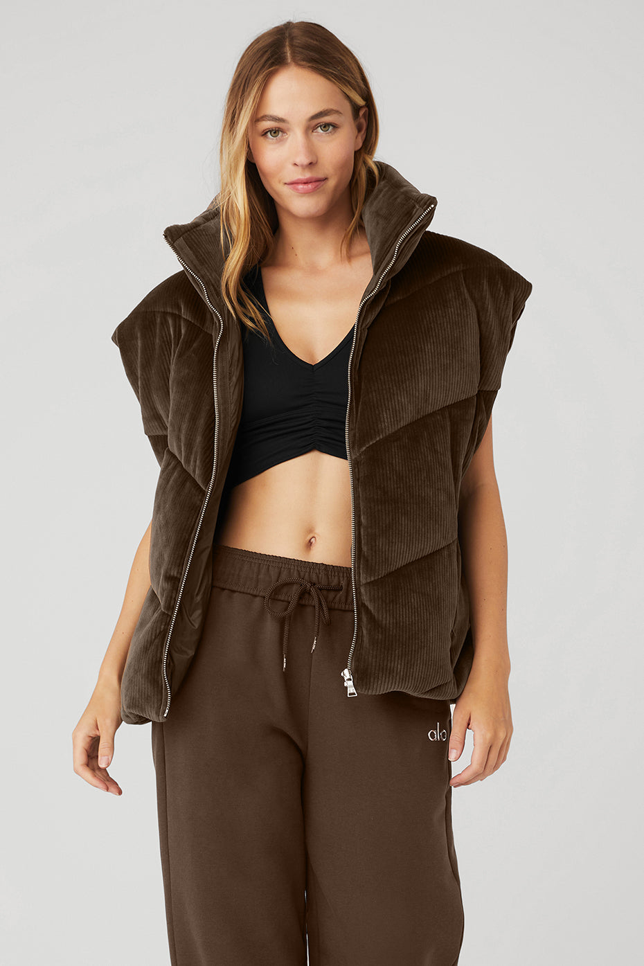 Chocolate Women's Alo Yoga Ribbed Velour Mountain Side Puffer Vest Jackets | WXY-418097