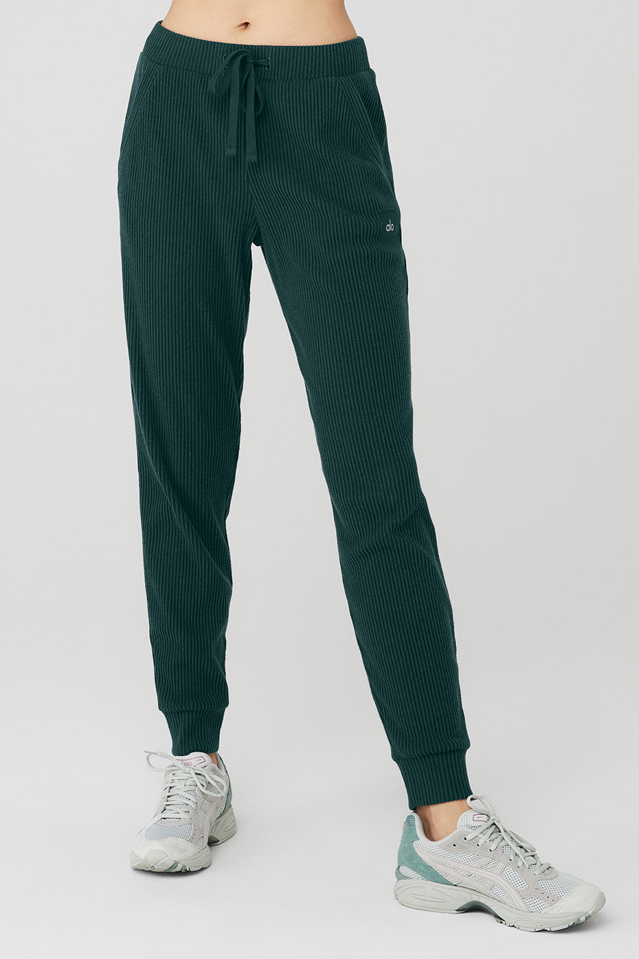 Green Women's Alo Yoga Muse Sweatpants | RQN-738029