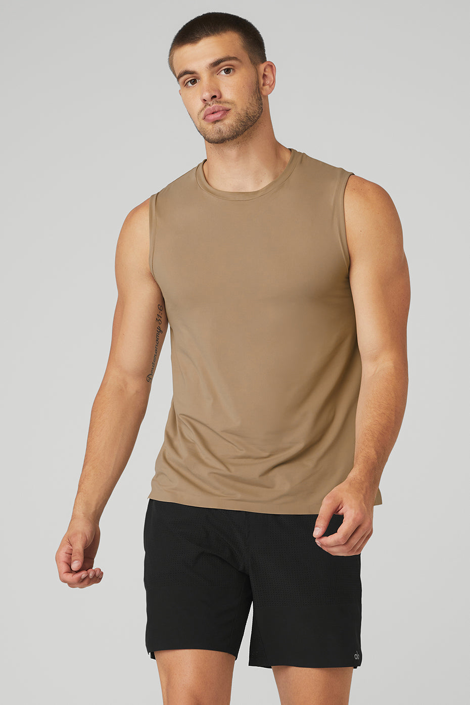 Khaki Men's Alo Yoga Idol Performance Tanks | QTZ-452968