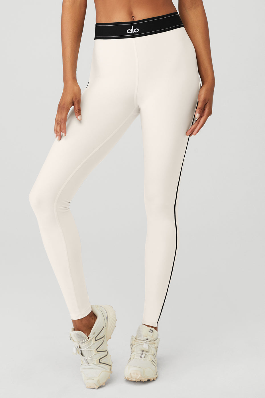 White Women's Alo Yoga Airlift High-Waist Suit Up Leggings | ADB-613720