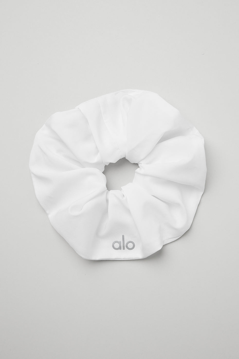 White Women's Alo Yoga Oversized Scrunchie Hair Accessories | BID-589613