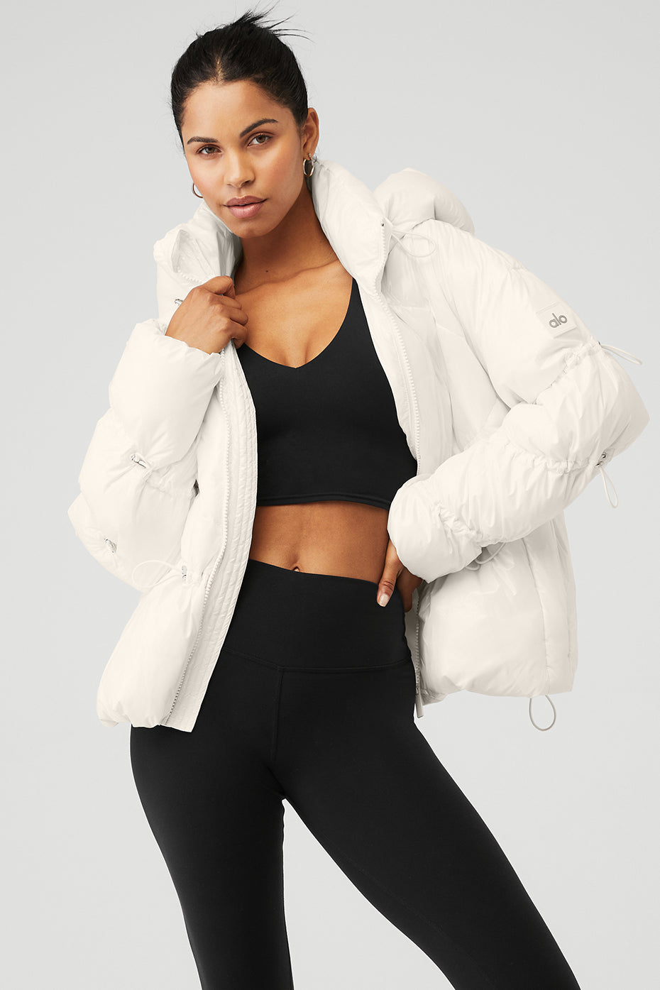 White Women's Alo Yoga Stunner Puffer Jackets | MHC-472368