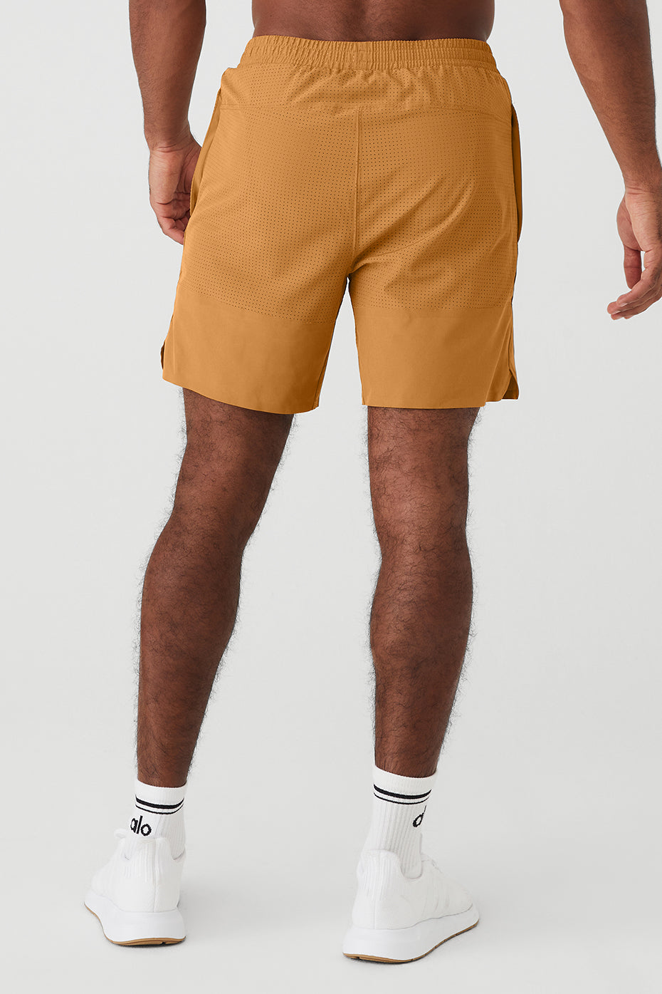 Apricot Orange Men's Alo Yoga 7'' Traction Shorts | CVU-638295