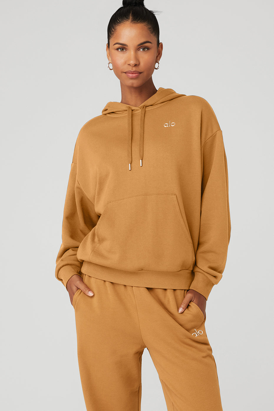 Apricot Orange Women\'s Alo Yoga Accolade Hoodie | GRA-350824