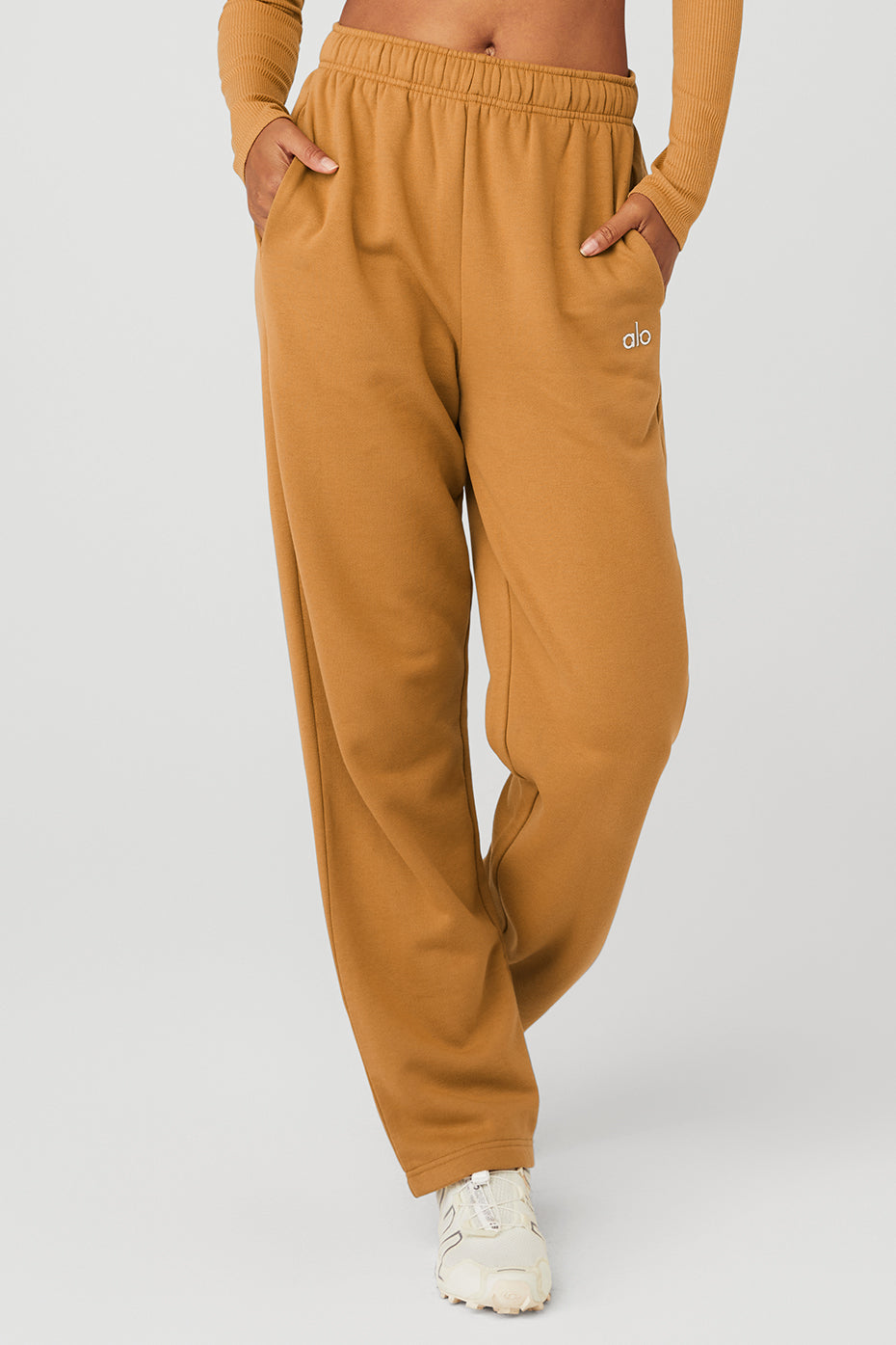 Apricot Orange Women\'s Alo Yoga Accolade Straight Leg Sweatpants | OWC-852039