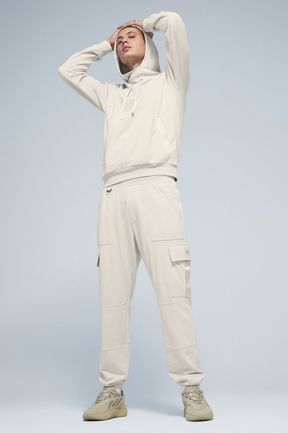 Beige Men's Alo Yoga Highline Cargo Sweatpants | YBU-642031