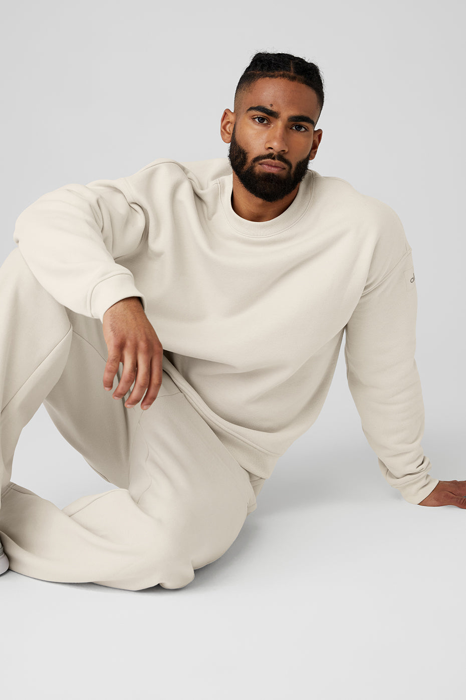 Beige Men's Alo Yoga Renown Heavy Weight Crew Neck Pullover Sweatshirts | WYL-310468