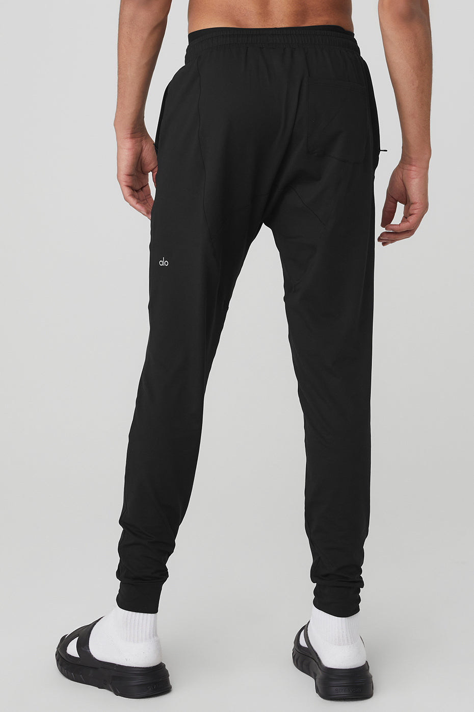 Black Men's Alo Yoga Conquer Revitalize Pants | DFK-675243