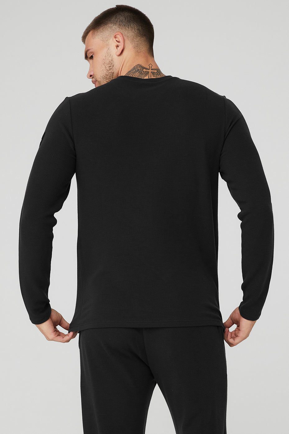 Black Men's Alo Yoga Micro Waffle Fast Break Tee Long Sleeve | DSN-376921