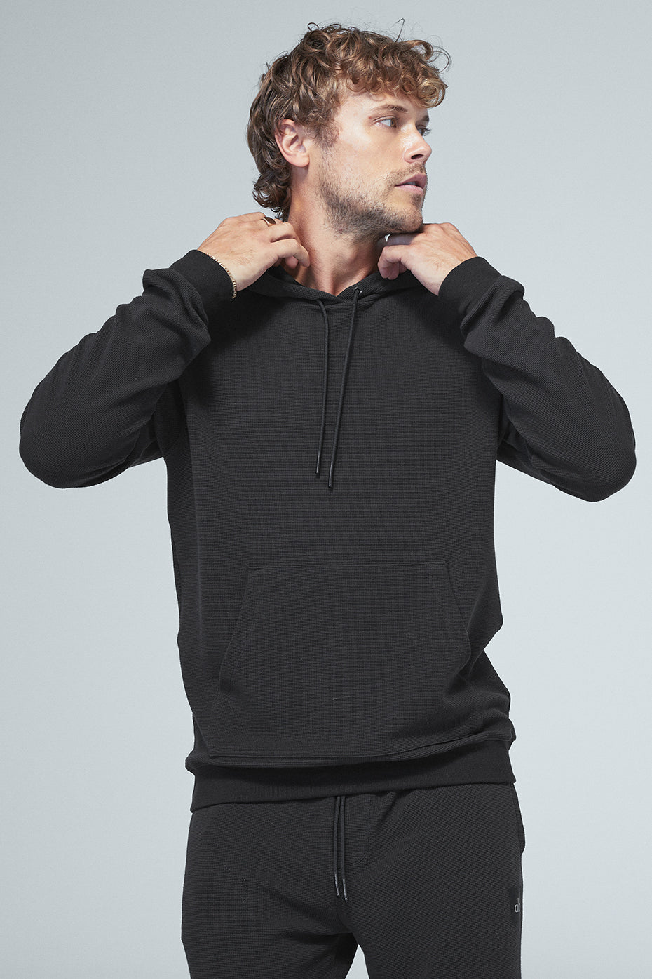 Black Men's Alo Yoga Micro Waffle Fast Break Hoodie | TGA-407326