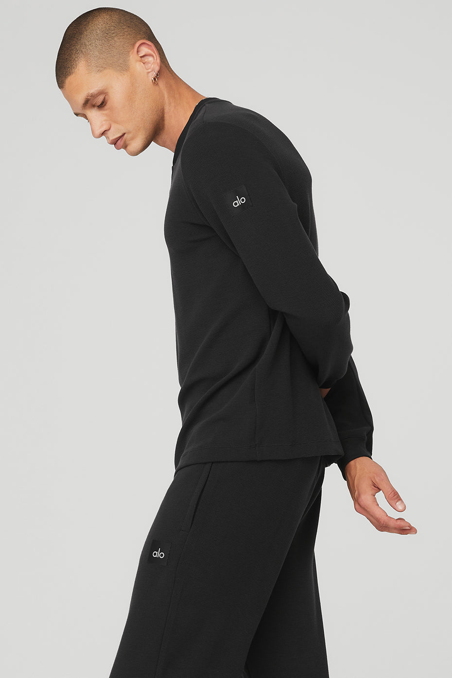 Black Men's Alo Yoga Micro Waffle Fast Break Henley Long Sleeve | UED-427896