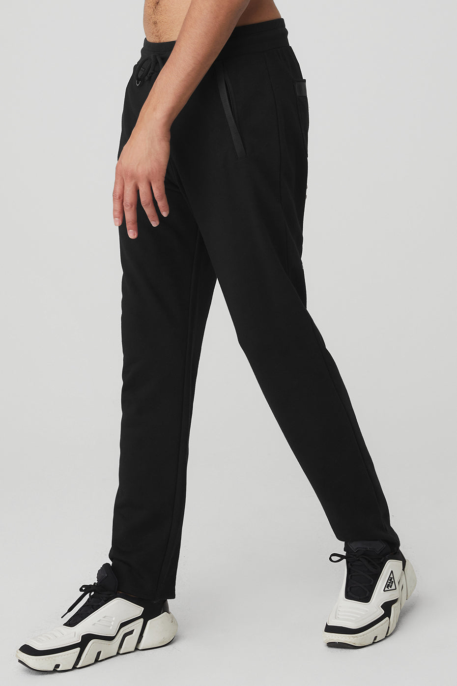 Black Men's Alo Yoga Nomadic Sweatpants | NZU-032679