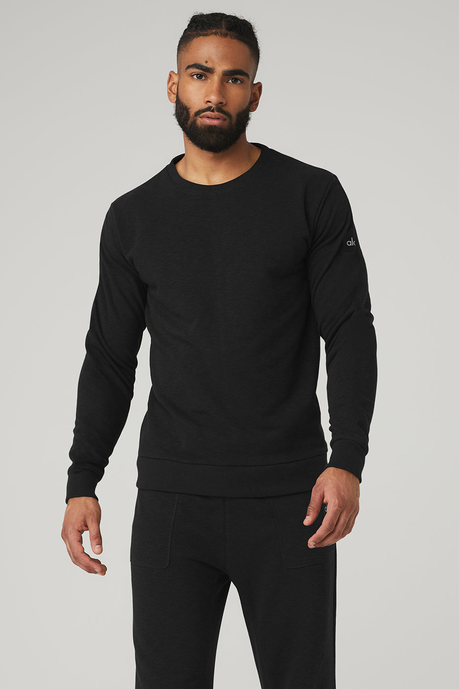 Black Men\'s Alo Yoga Qualifier Crewneck Sweatshirts | MIS-143870