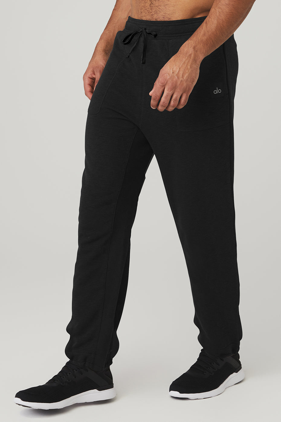 Black Men's Alo Yoga The Qualifier Pants | RNV-294835