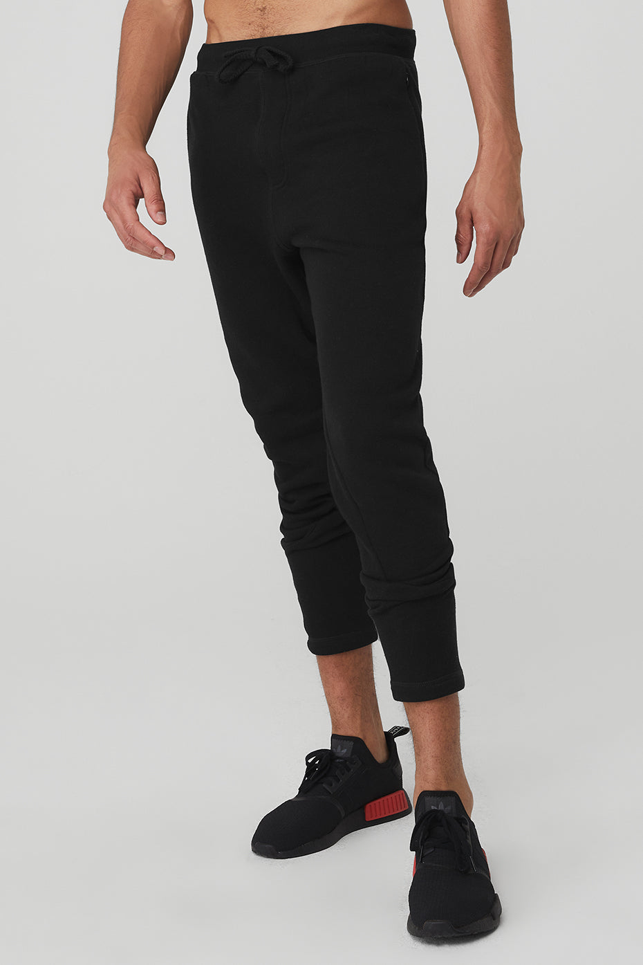 Black Men\'s Alo Yoga The Triumph Sweatpants | BGT-430251