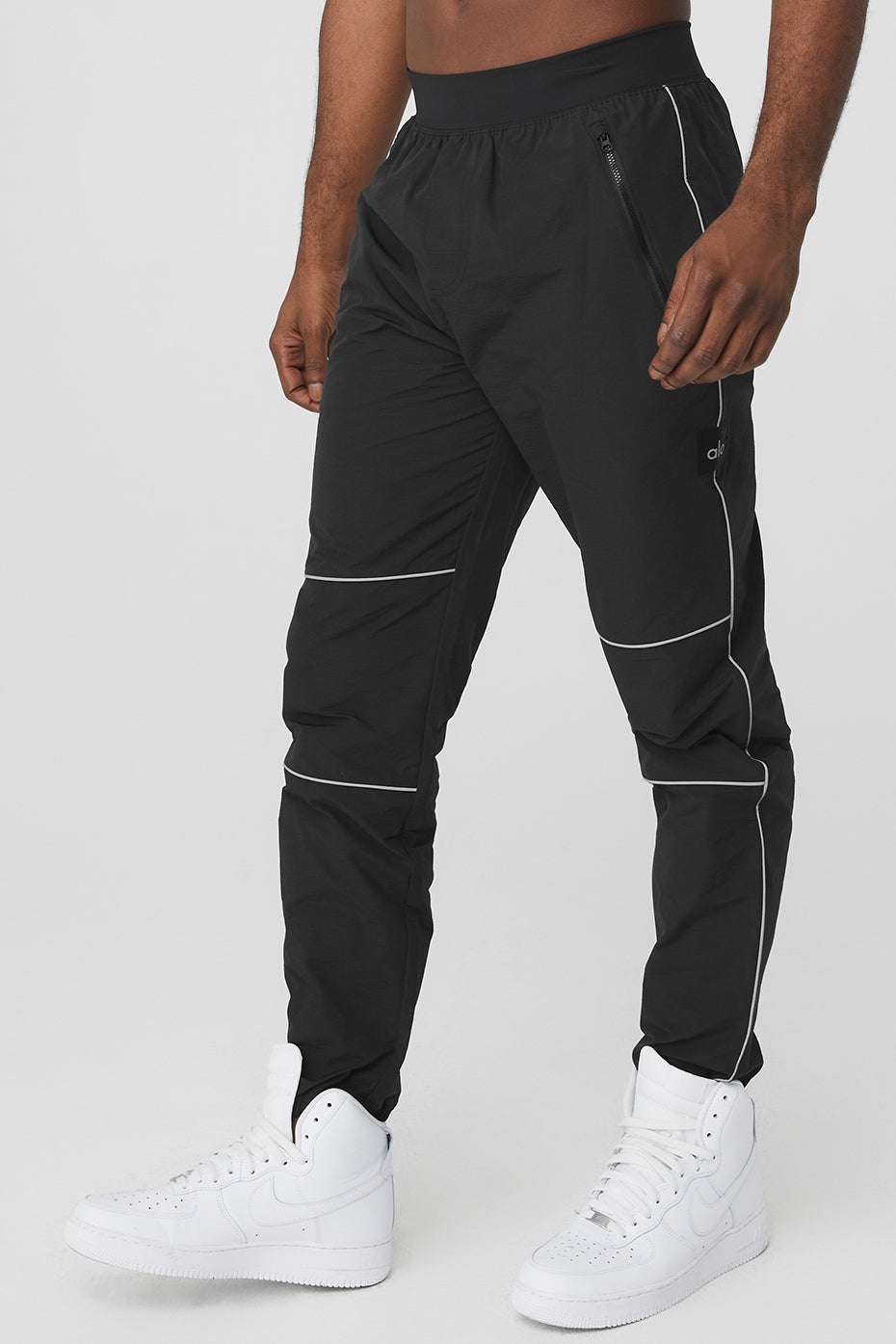 Black Men's Alo Yoga Torrent Track Sweatpants | GYC-584627