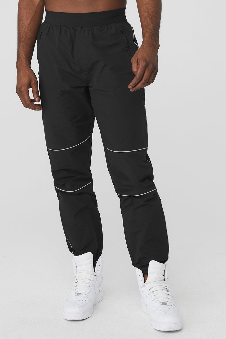 Black Men\'s Alo Yoga Torrent Track Sweatpants | GYC-584627