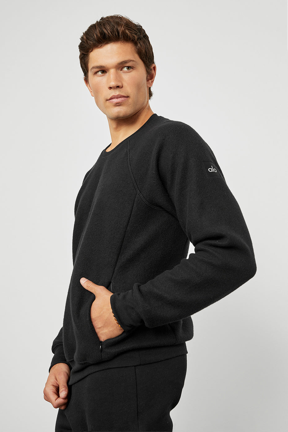 Black Men's Alo Yoga Triumph Crew Neck Sweatshirts | ZWG-523480