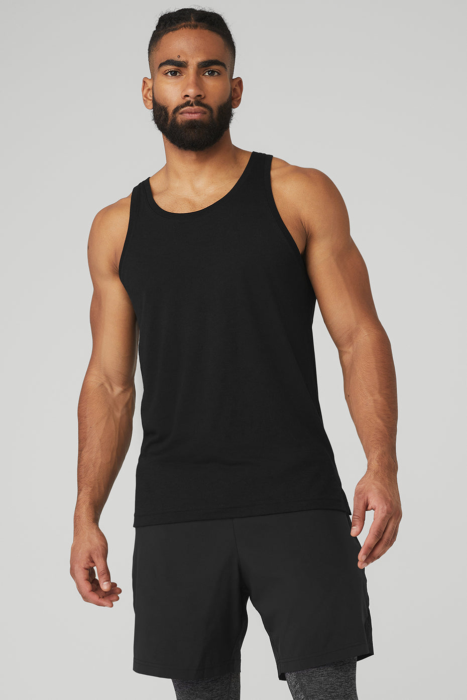 Black Men\'s Alo Yoga Triumph Tanks | IRV-607952