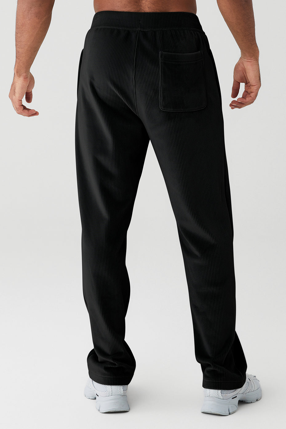 Black Men's Alo Yoga Velour Baller Pants | PXG-987104