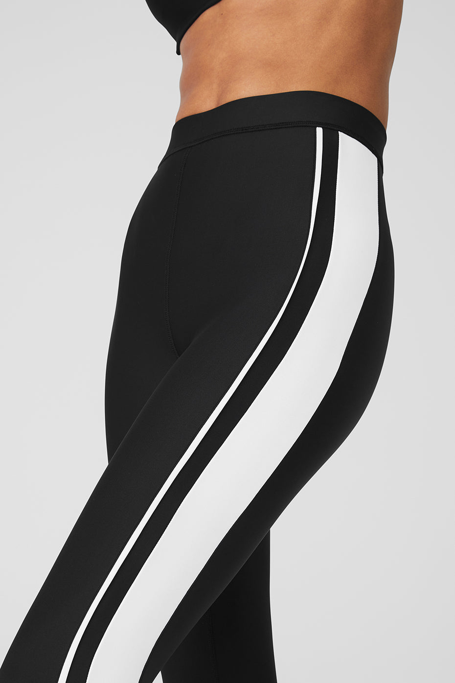 Black / White Women's Alo Yoga Airlift High-Waist 7/8 Car Club Leggings | BSE-138692