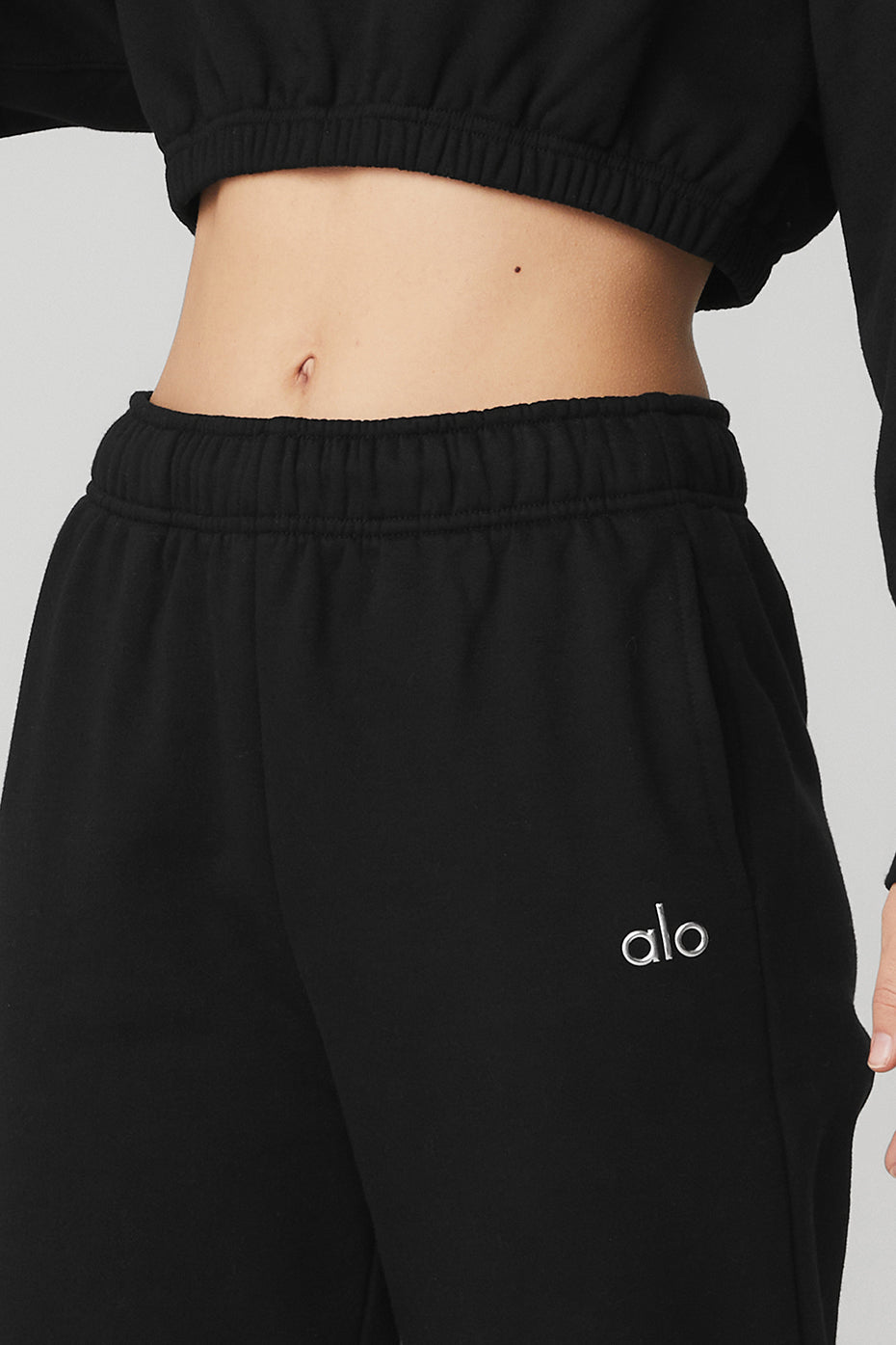 Black Women's Alo Yoga Accolade Sweatpants | UOQ-597203