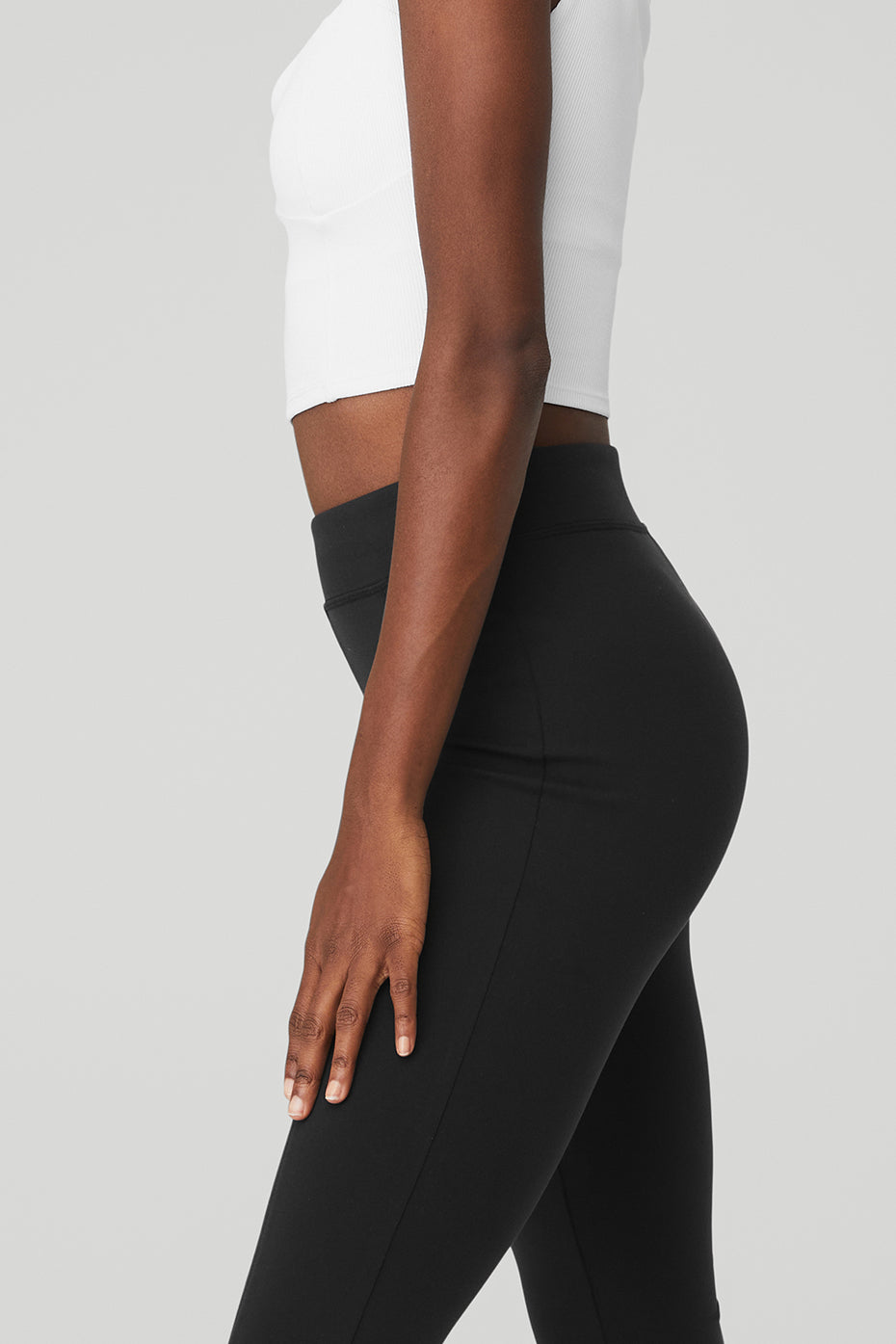 Black Women's Alo Yoga Airbrush 7/8 High Waist Flutter Leggings | DIS-276958