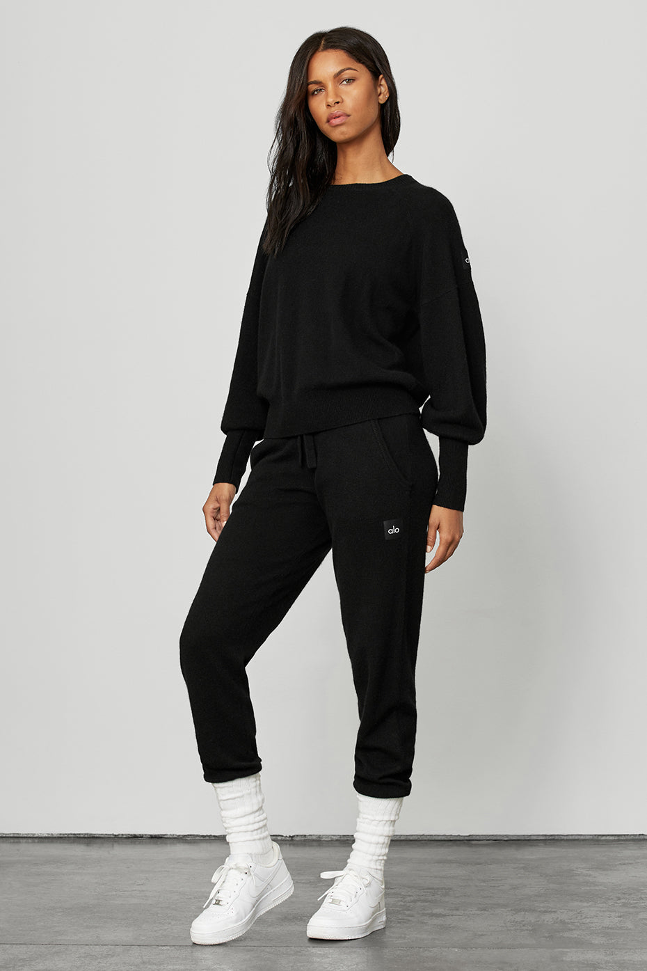 Black Women's Alo Yoga Cashmere Jet Set Crew Sweatshirts | FJV-749385