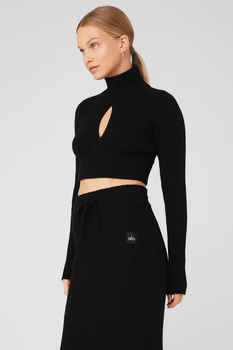 Black Women's Alo Yoga Cashmere Ribbed Winter Dream Cropped Turtleneck Long Sleeve | WOJ-153062