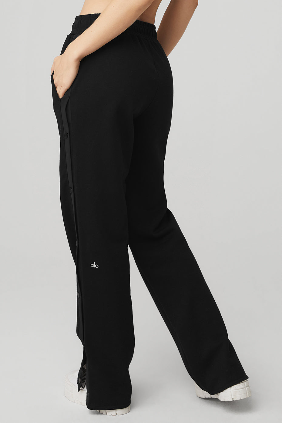 Black Women's Alo Yoga Courtside Tearaway Snap Pants | AHE-814096