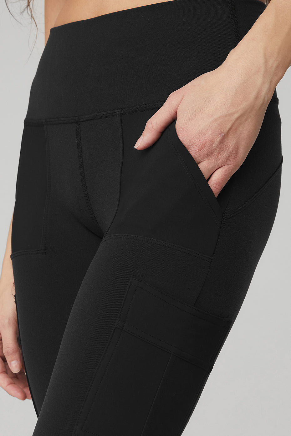 Black Women's Alo Yoga High-Waist Cargo Leggings | WFQ-956147