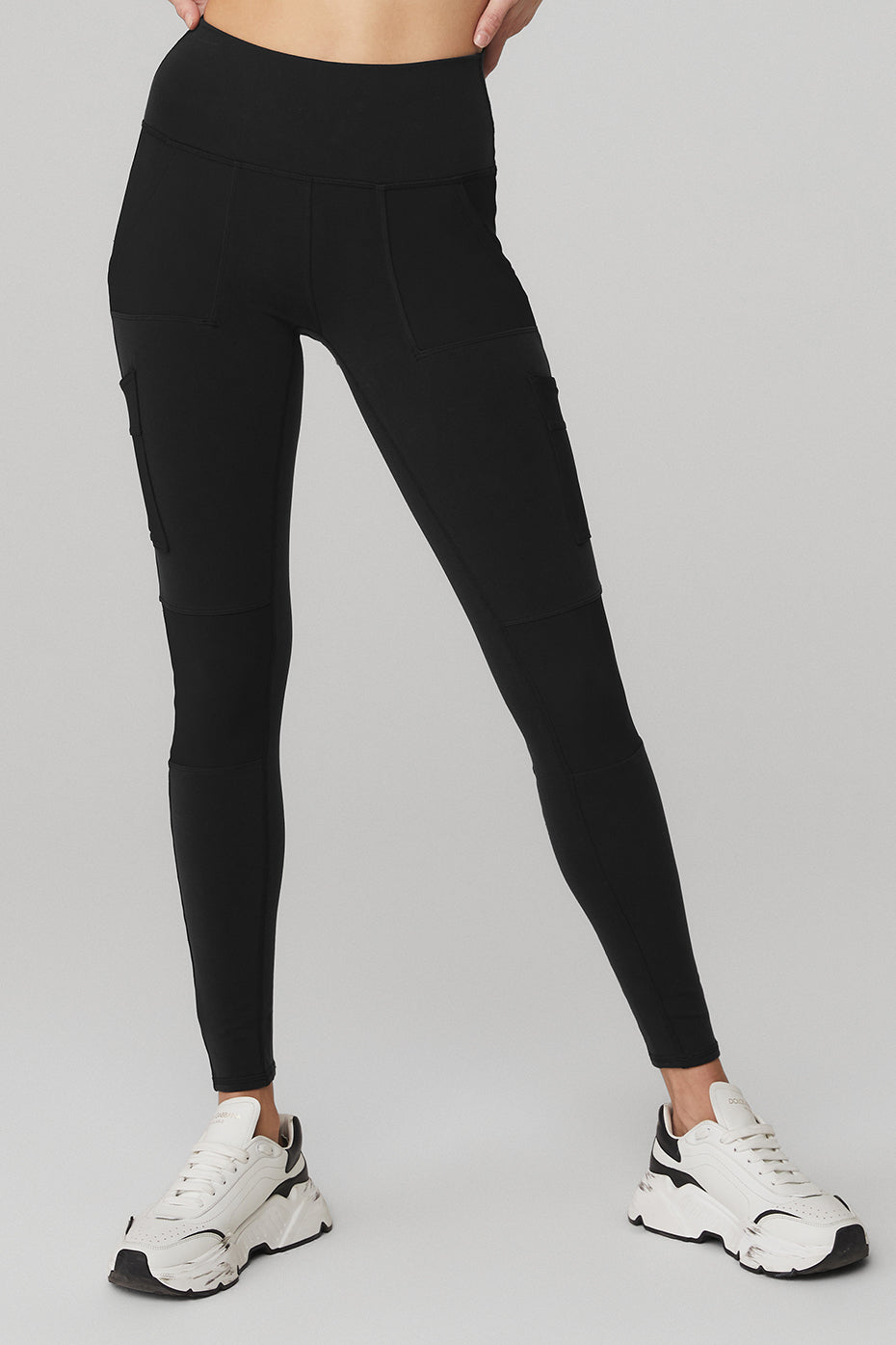 Black Women\'s Alo Yoga High-Waist Cargo Leggings | WFQ-956147