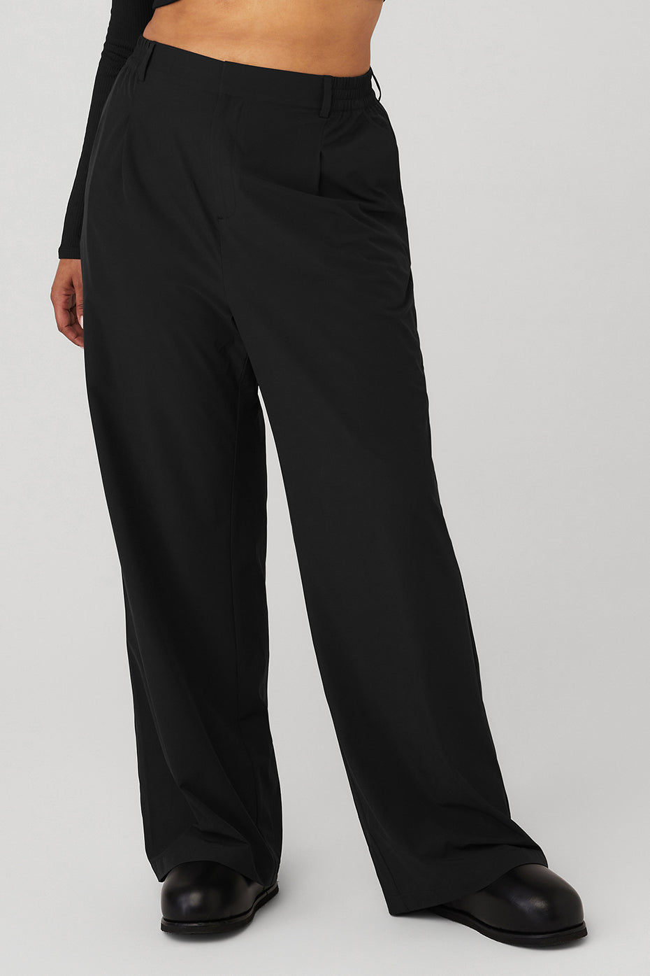 Black Women's Alo Yoga High-Waist Pursuit Trousers | OLV-724803