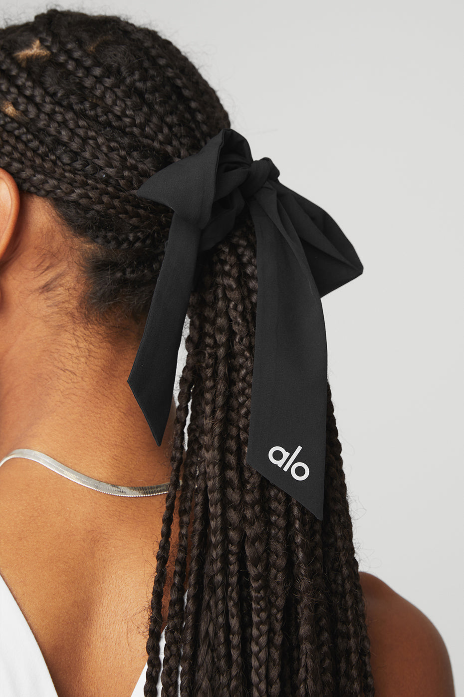 Black Women's Alo Yoga Love Knots Tie Scrunchie Hair Accessories | CJX-659308