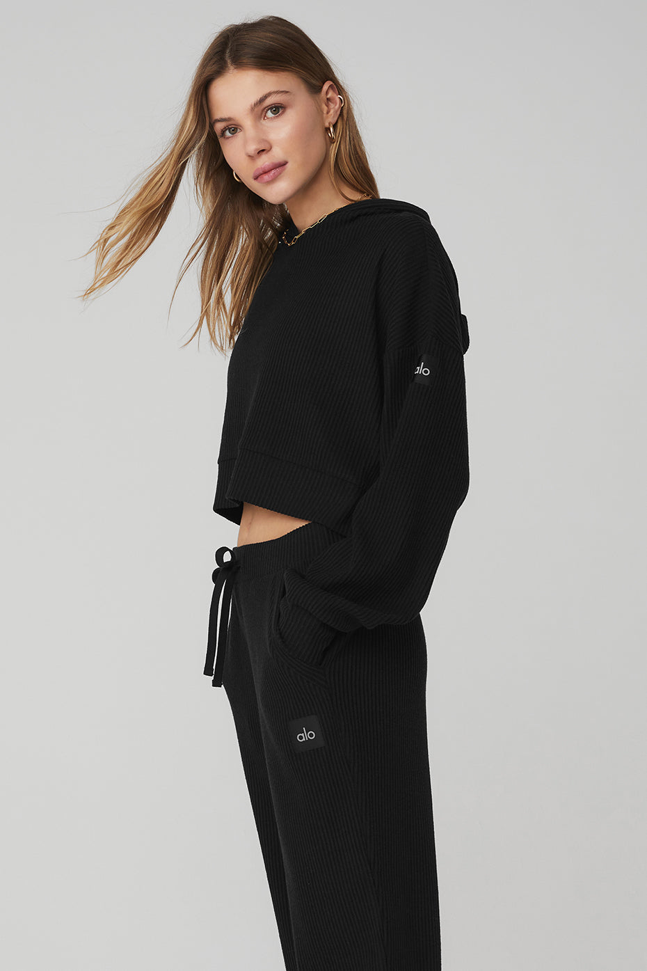 Black Women's Alo Yoga Muse Hoodie | OTR-918407