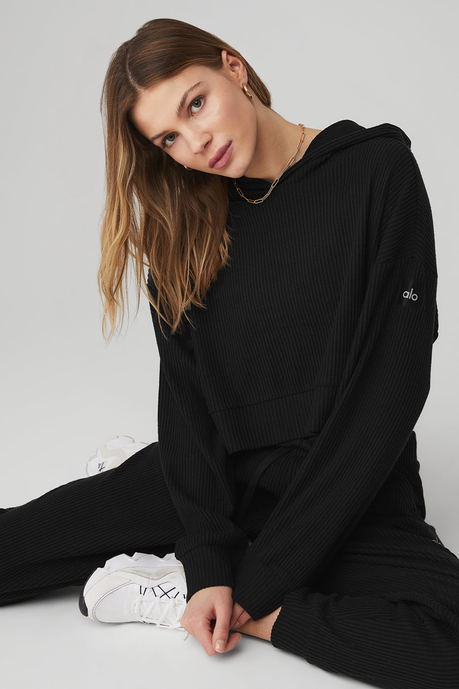 Black Women's Alo Yoga Muse Hoodie | OTR-918407