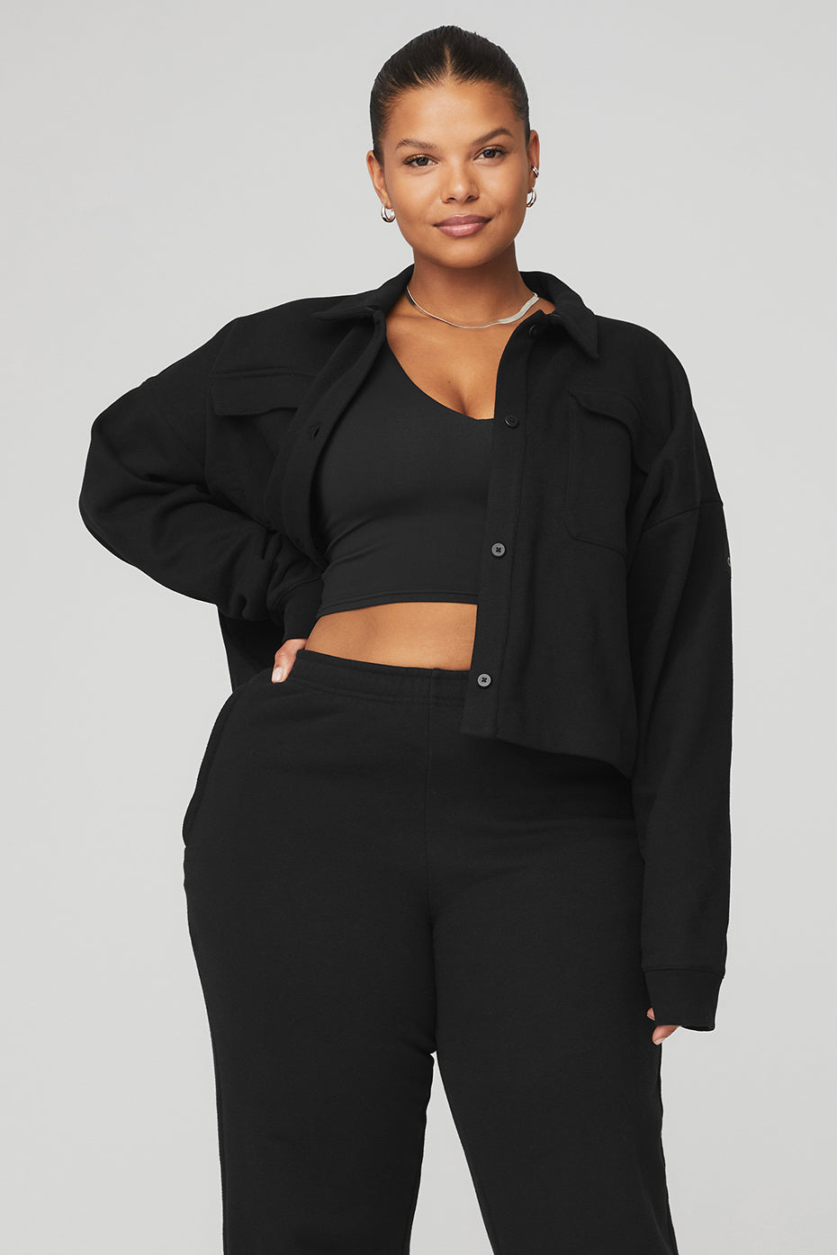 Black Women's Alo Yoga Renown Cropped Button-Up Pullover Long Sleeve | GVB-241598