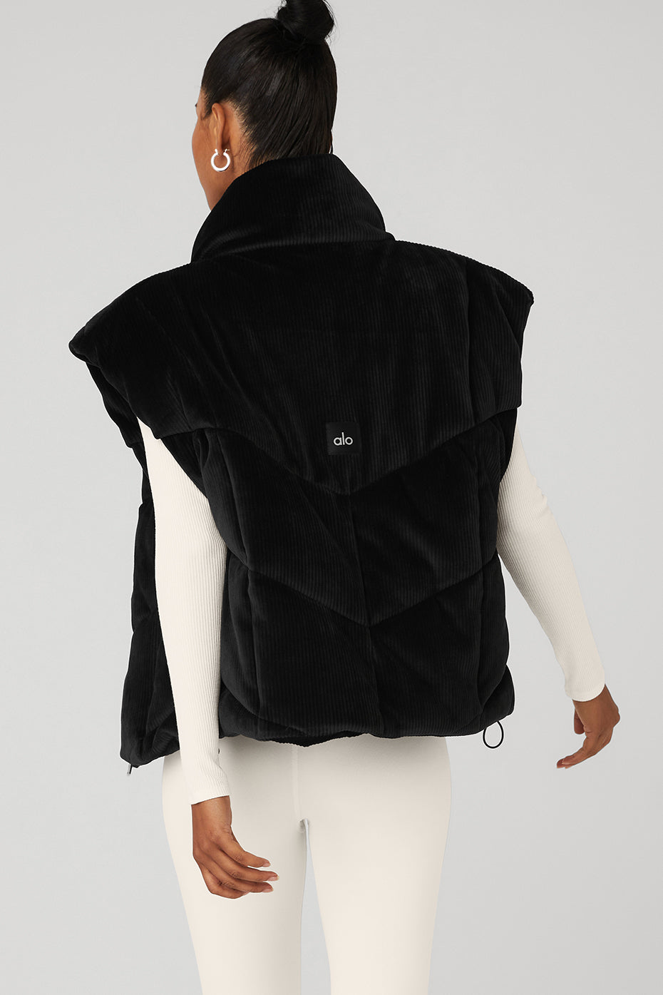 Black Women's Alo Yoga Ribbed Velour Mountain Side Puffer Vest Jackets | WPN-172394