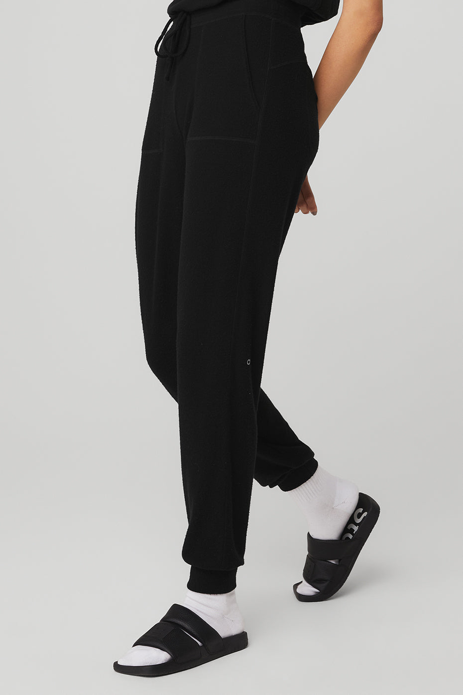 Black Women's Alo Yoga Soho Sweatpants | WLO-379486