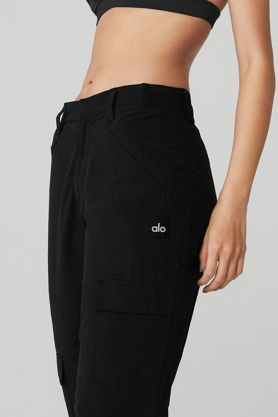 Black Women's Alo Yoga The Edge Trousers | OSN-361407