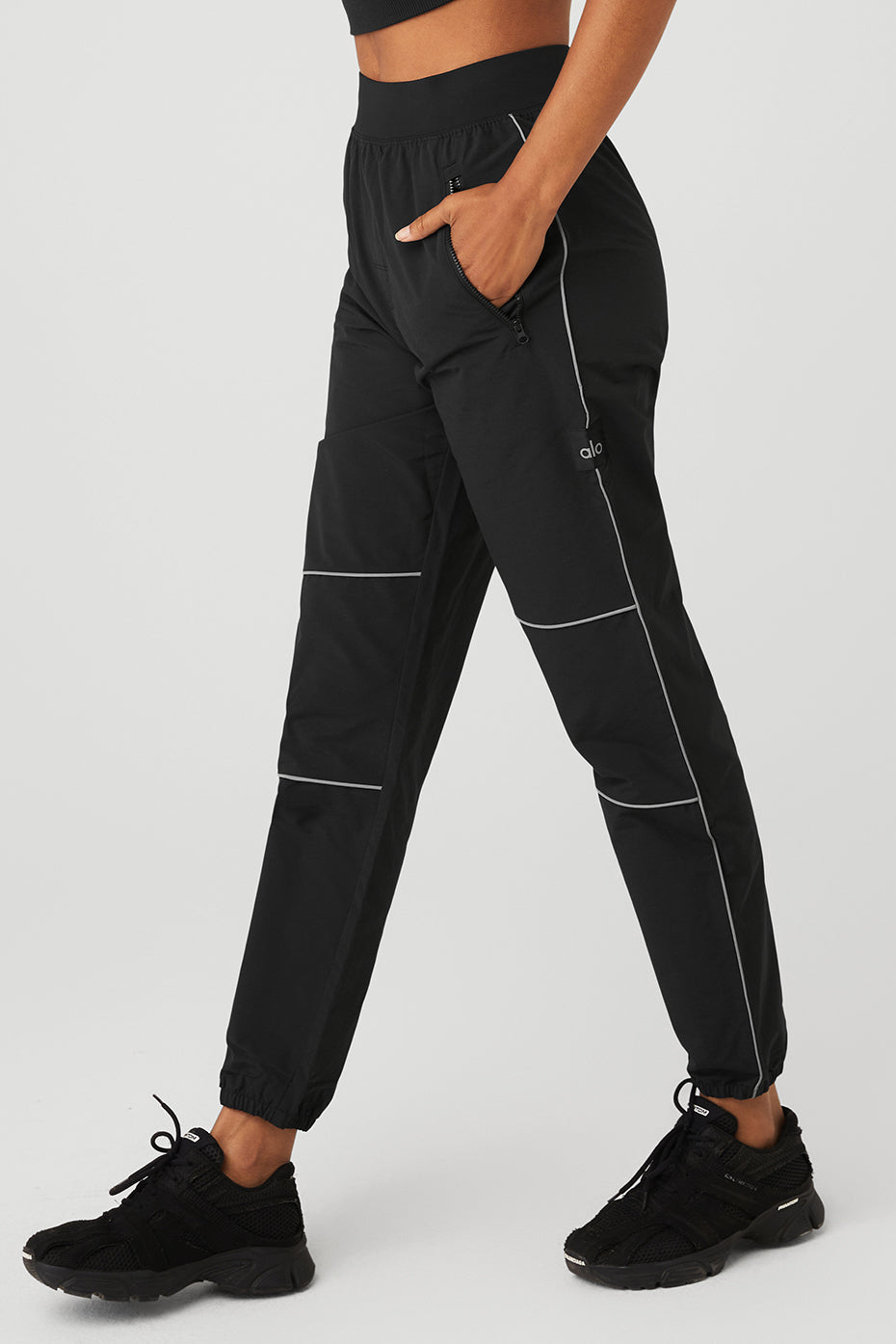 Black Women's Alo Yoga Torrent Track Sweatpants | ZVG-192803