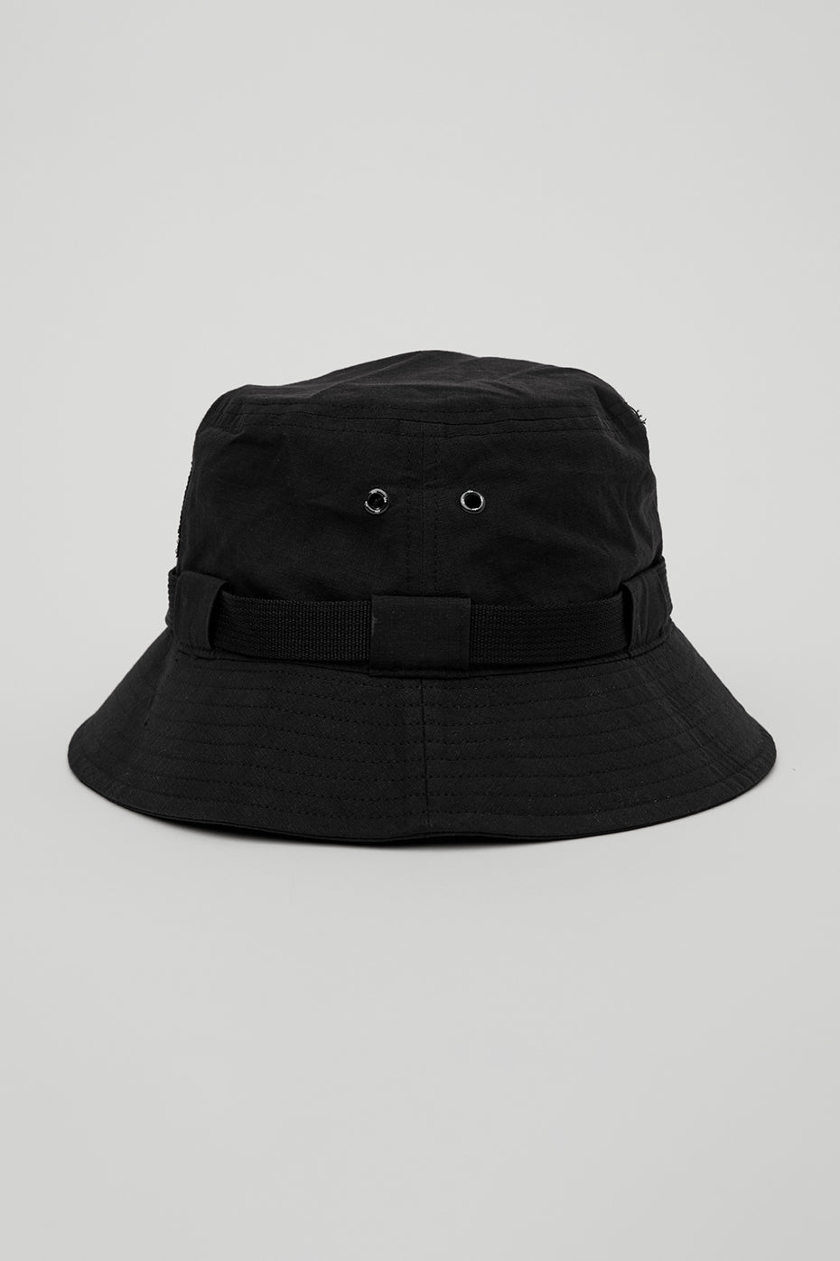 Black Women's Alo Yoga Undeniable Bucket Hats | SVX-673825