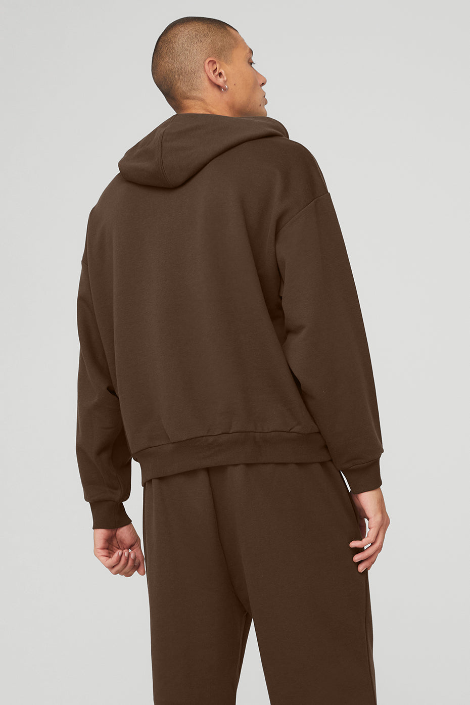 Chocolate Men's Alo Yoga Accolade Hoodie | CAR-087942