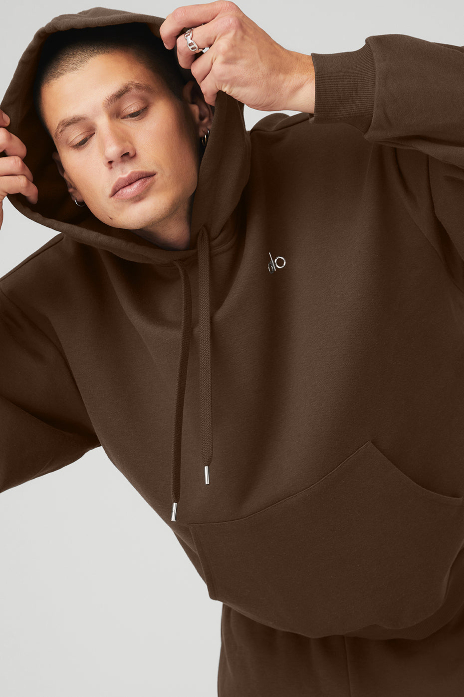 Chocolate Men's Alo Yoga Accolade Hoodie | CAR-087942