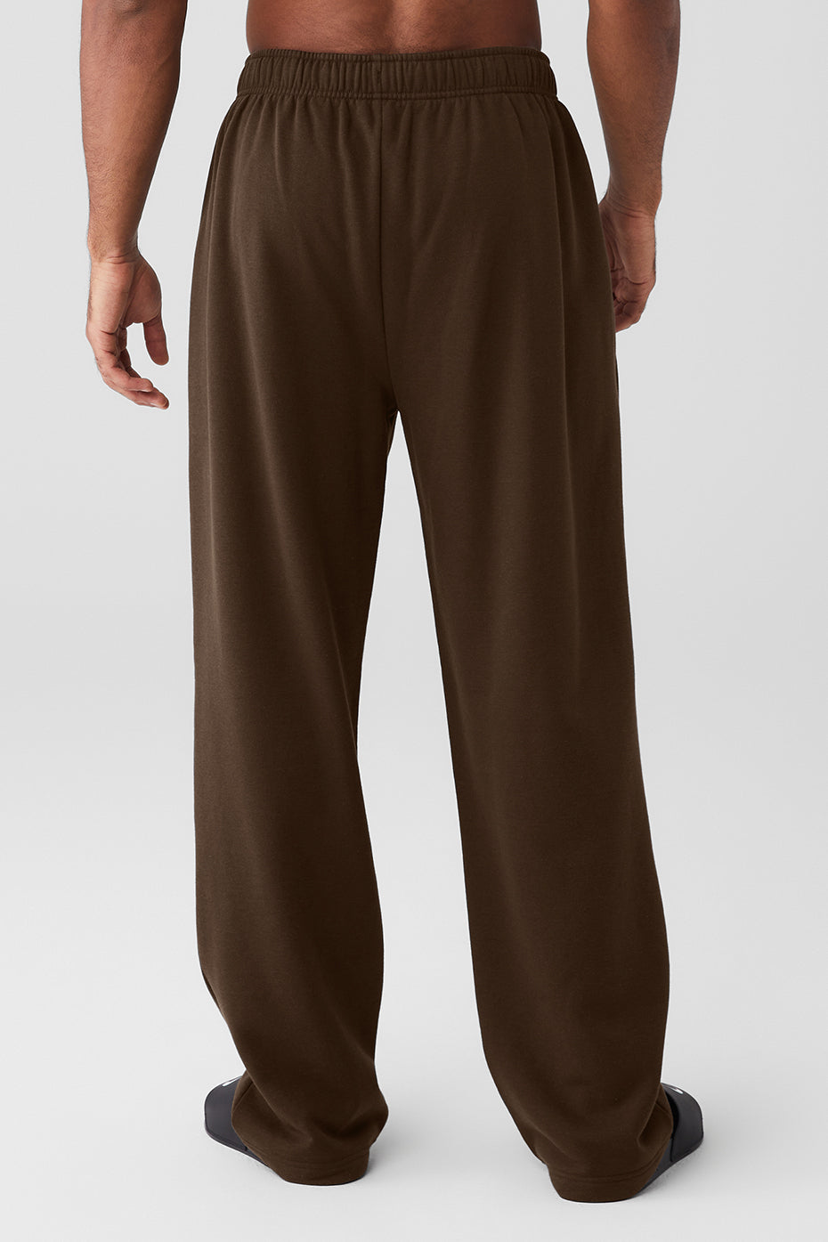 Chocolate Men's Alo Yoga Accolade Straight Leg Sweatpants | FIQ-578216