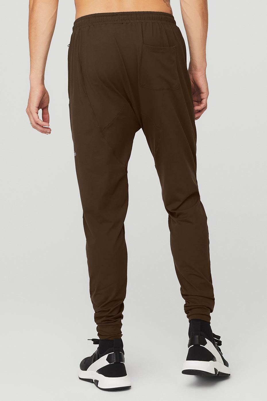 Chocolate Men's Alo Yoga Conquer Revitalize Pants | QWS-239854